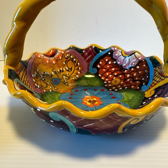 Mexican Talavera Basket Bowl Dish Handmade Folk Art Pottery 8 InHigh X 10” Wide - Picture 2 of 9